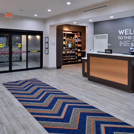 Hampton Inn Kansas City Northeast Bagian luar foto